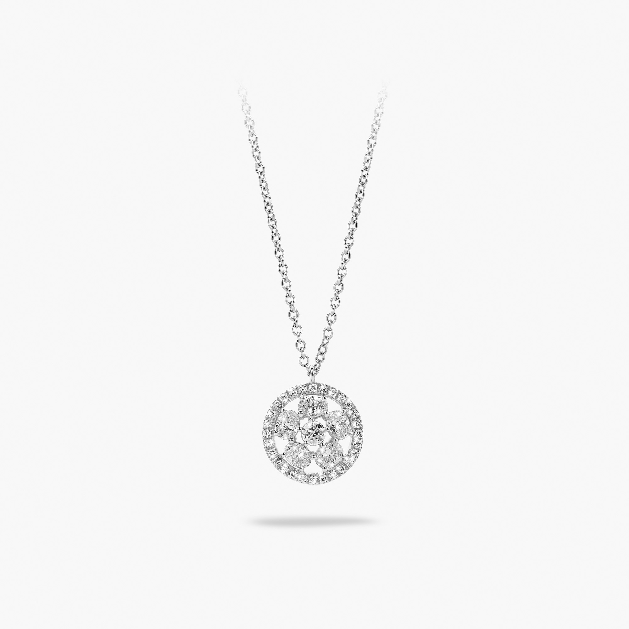 images/maison-de-greef-01-diamonds-die10-002pe5o100-100/die10.002pe5o100-100_maison-de-greef_front.jpg